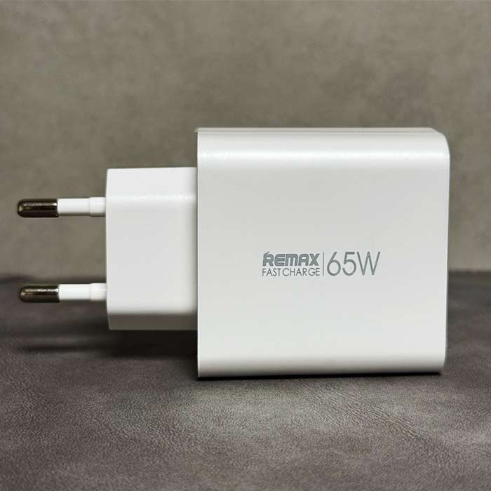 Adaptador carga Rápida 65W USB A+C (enchufe tipo Chile/EU) + Envío GRATIS 🚚